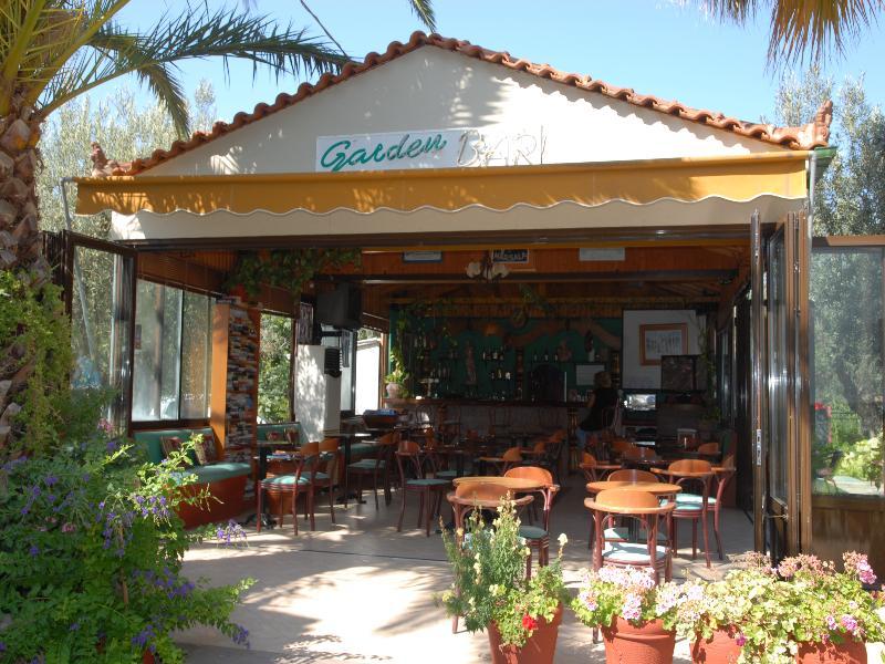 Aparthotel Anaxos Gardens Exterior foto